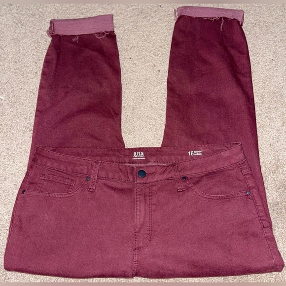 Women's EUC A.n.a Burgundy Skinny Jeggings Size 16 Ankle Length - Picture 1 of 4